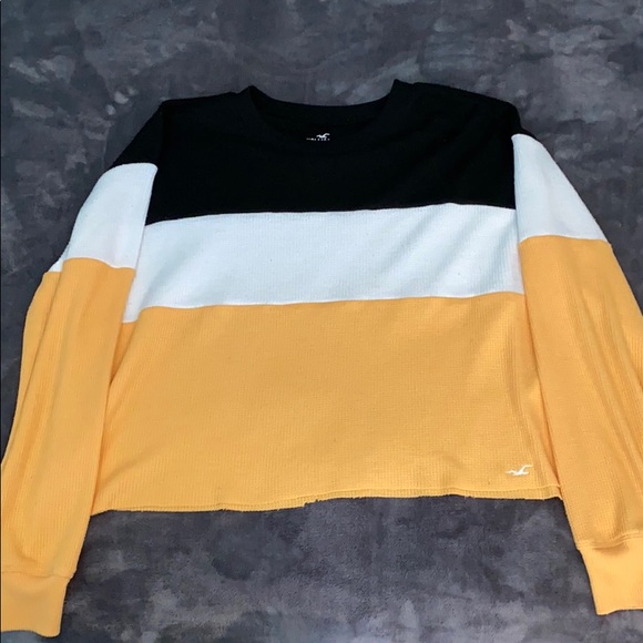 Hollister Boyfriend Tee - Picture 5 of 6